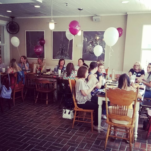 Fantastic Posh N Sip!! - Picture 3 of 8